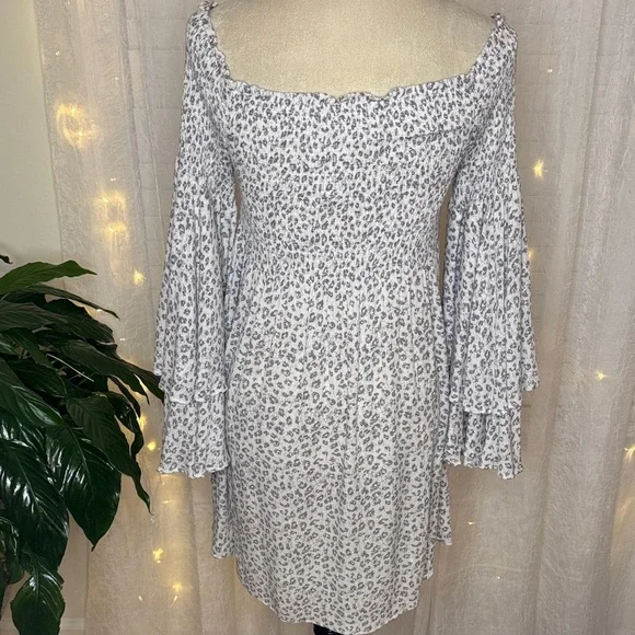 ILLA ILLA Gray Leopard Long Sleeve Dress - Picture 5 of 7